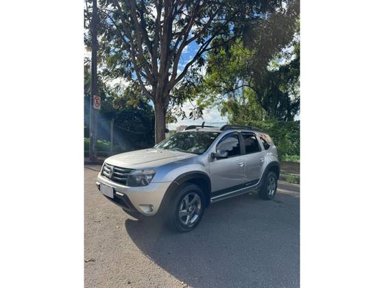 RENAULT DUSTER 2.0 DYNAMIQUE 4X2 16V FLEX 4P AUTOMÁTICO